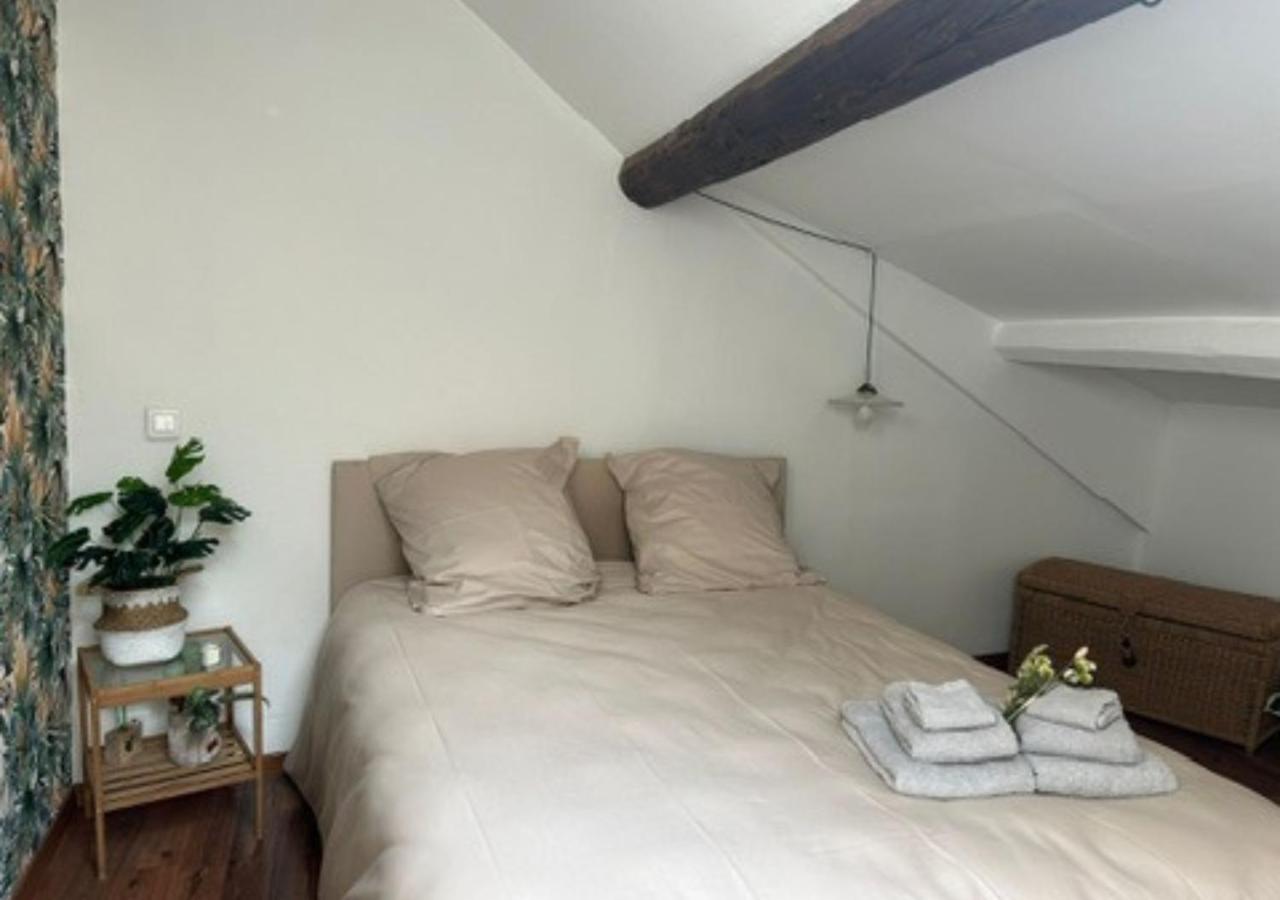 Appartement Le Fleuri - Reims - Wifi Gratuit - Quartier Calme Extérieur photo