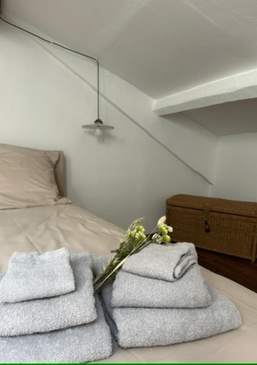 Appartement Le Fleuri - Reims - Wifi Gratuit - Quartier Calme Extérieur photo