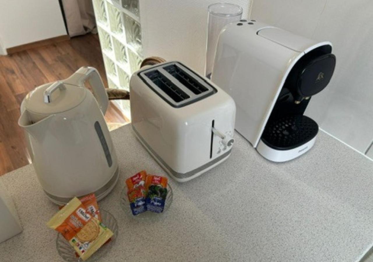 Appartement Le Fleuri - Reims - Wifi Gratuit - Quartier Calme Extérieur photo